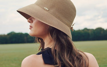 Bronté  - go ahead with a hat! - hutwelt
