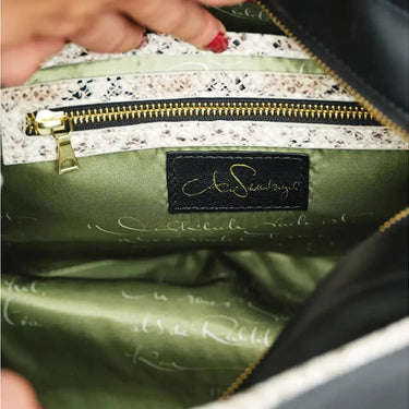 Anne Schollenberger Tasche No I oliv/snake - Anne Schollenberger - hutwelt